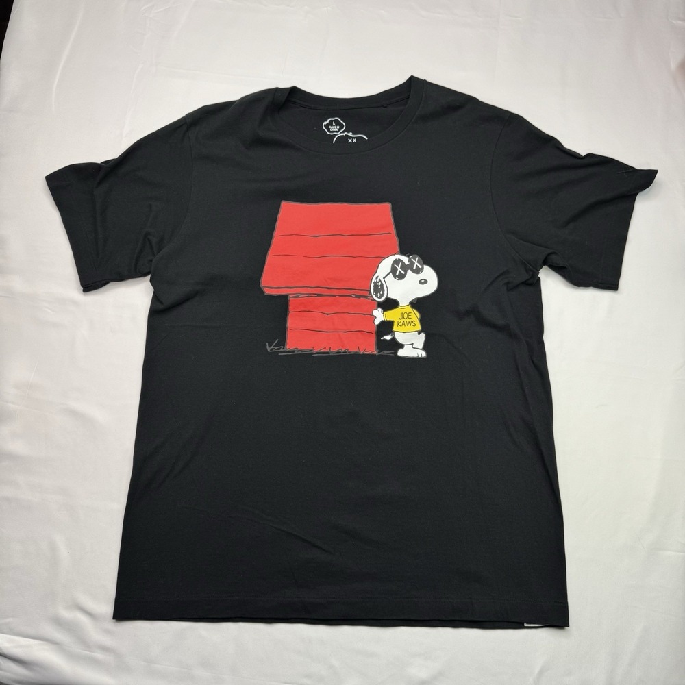 KAWS Uniqlo Peanuts Joe Kaws Doghouse Tee Large Black